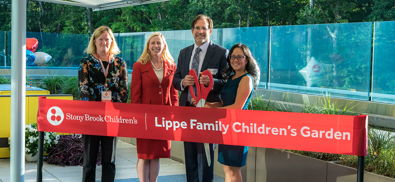 Lippe Garden Ribbon Cutting